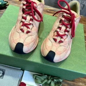 Gucci Run Sneakers – GC239