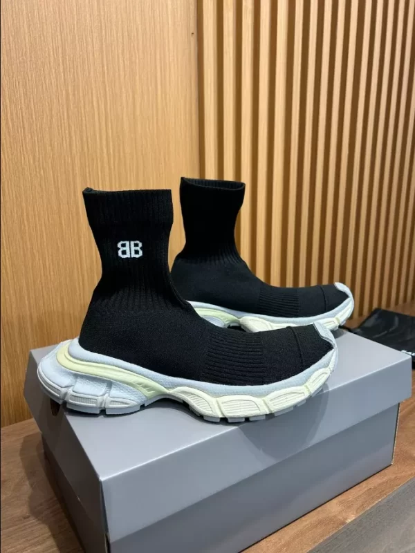 BALENCIAGA SPEED 3.0 SNEAKERS IN BLACK - BB166