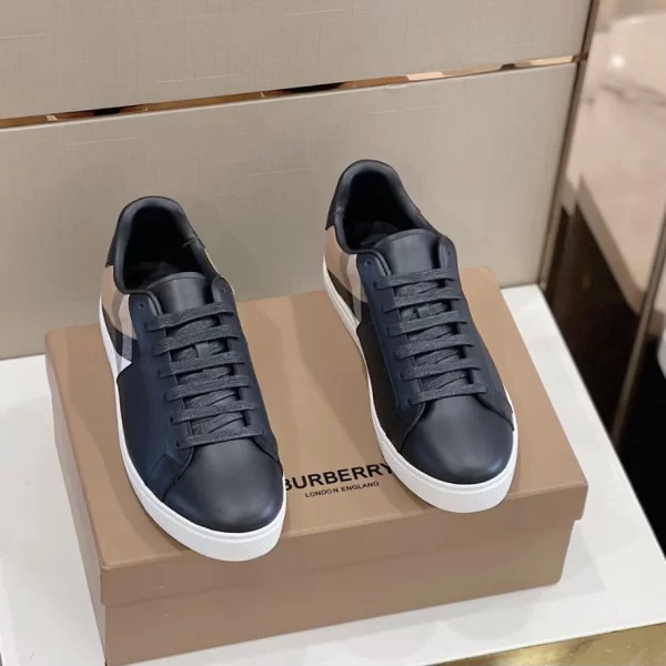 BURBERRY LEATHER AND CHECK COTTON SNEAKERS - BBR122