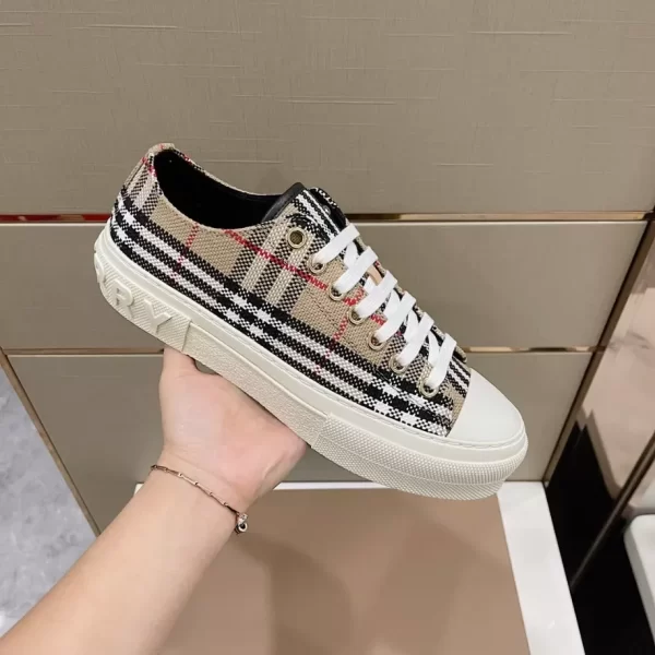 BURBERRY VINTAGE CHECK COTTON SNEAKERS - BBR121