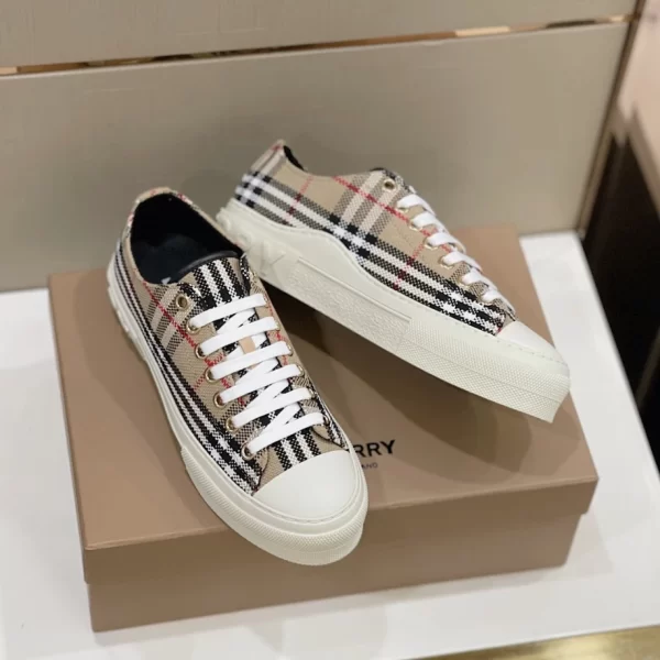 BURBERRY VINTAGE CHECK COTTON SNEAKERS - BBR121