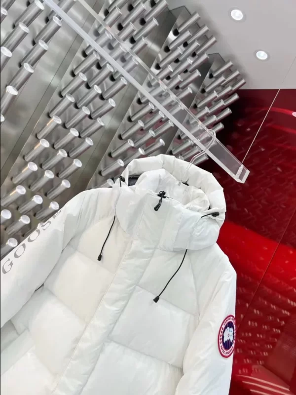 Canada Goose Coats - CG065