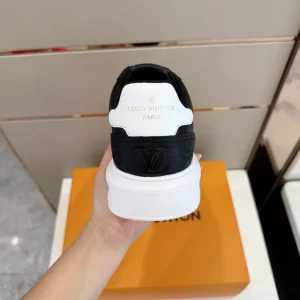 LV BEVERLY HILLS SNEAKER – LSVT310