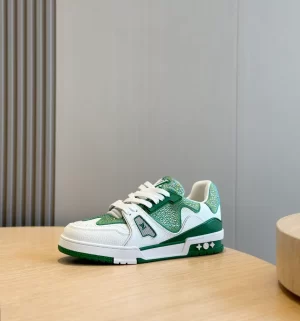 LOUIS VUITTON SNEAKER – LSVT326