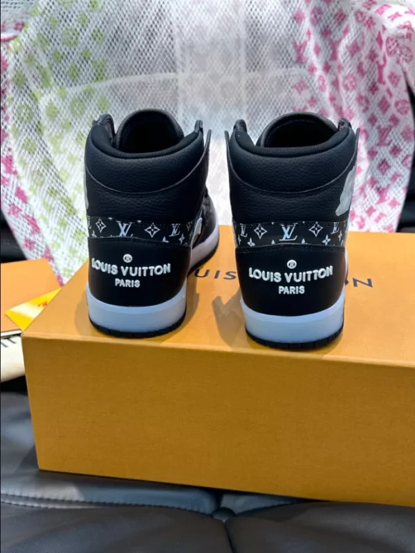 LOUIS VUITTON X NIKE TRAINER SNEAKER – LSVT335