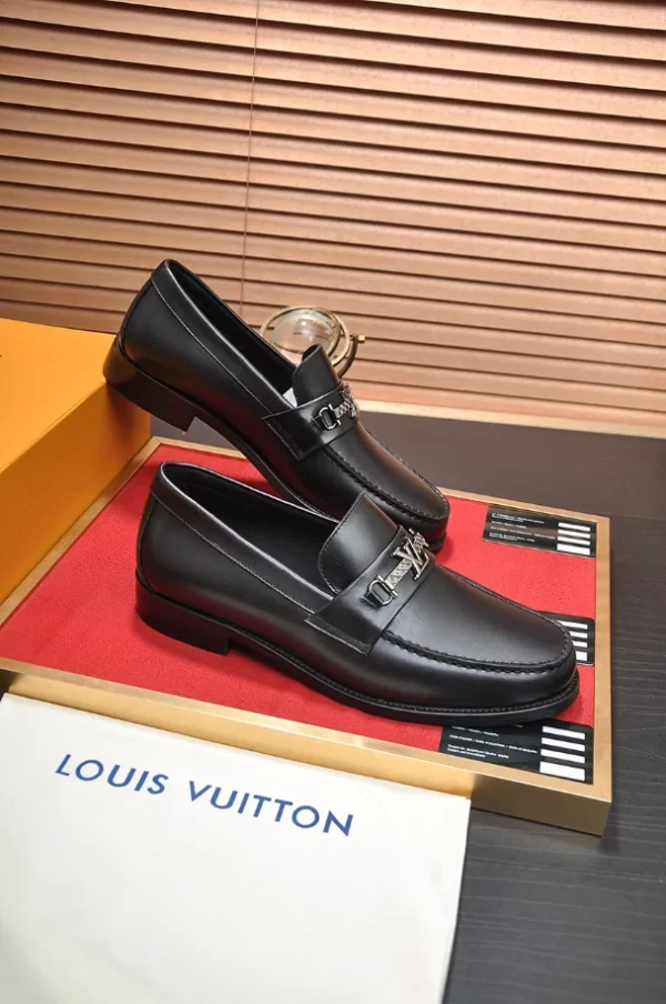 Louis Vuitton Loafers - LLV55