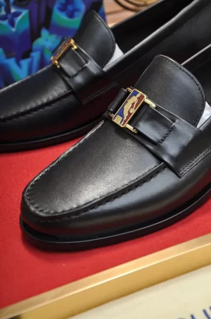 Louis Vuitton Loafers - LLV80