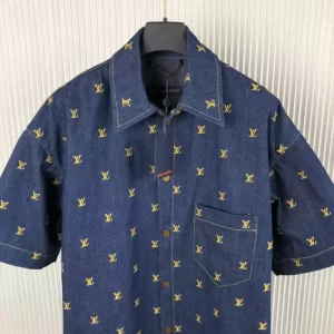 LV Embroidered Signature Short-Sleeved Denim Shirt - LVS031