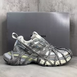 BALENCIAGA MEN'S 3XL EXTREME LACE SNEAKER - BB214