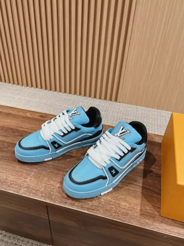 LOUIS VUITTON TRAINER SNEAKERS – LSVT359