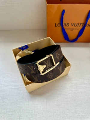 LOUIS VUITTON BELT - B0307