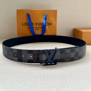 LOUIS VUITTON BELT - B0319