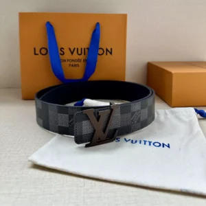 LOUIS VUITTON BELT - B0320